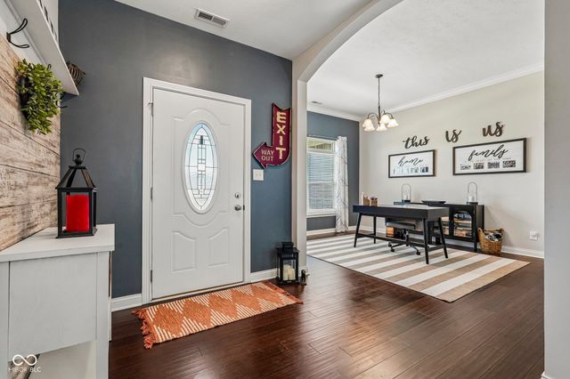 4911 E Daisy Lane, Mooresville, IN 46158
