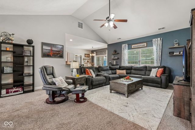 4911 E Daisy Lane, Mooresville, IN 46158