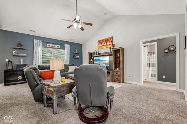 4911 E Daisy Lane, Mooresville, IN 46158