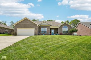 4911 E Daisy Lane, Mooresville, IN 46158