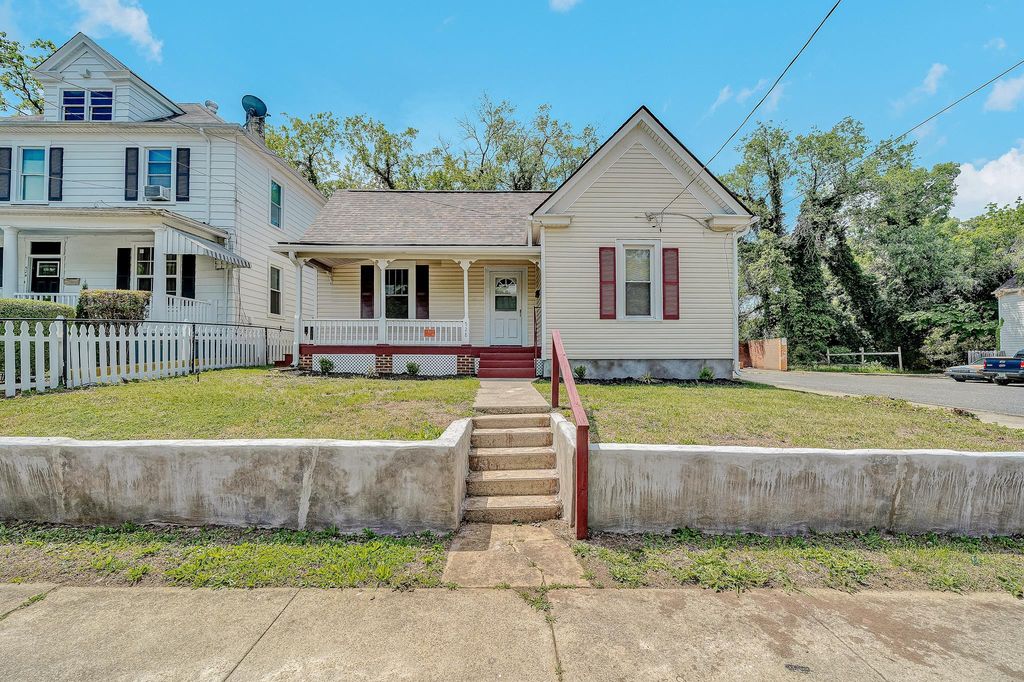 528 Rutherford AVE NW, Roanoke, VA 24016