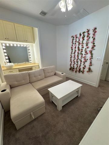 127 Riverwalk Circle W, Plantation, FL 33325