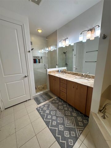 127 Riverwalk Circle W, Plantation, FL 33325