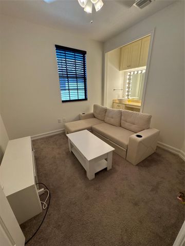 127 Riverwalk Circle W, Plantation, FL 33325