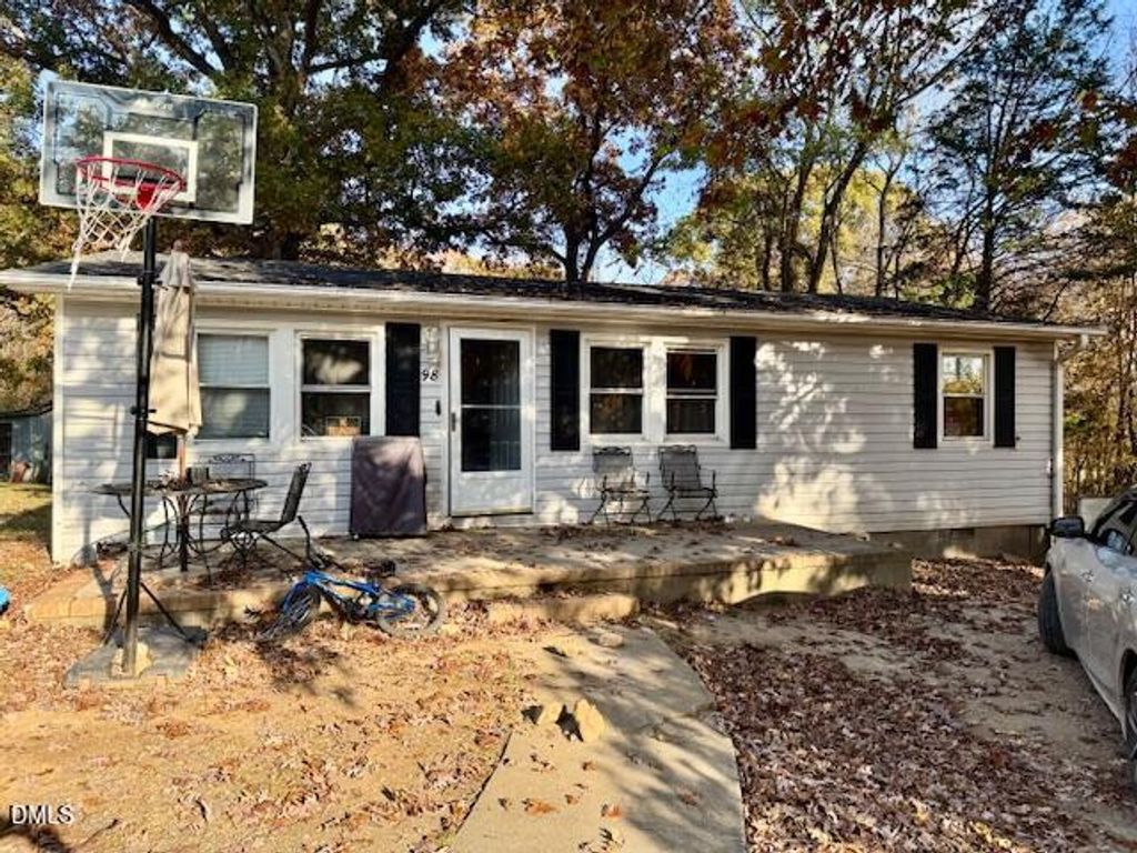 98 Country Club Road, Roxboro, NC 27574