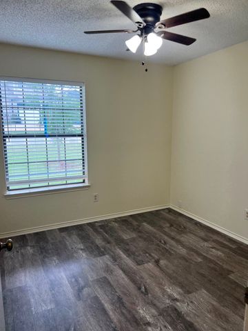 404 Renfro Street, Rockwall, TX 75087