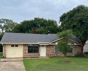 404 Renfro Street, Rockwall, TX 75087