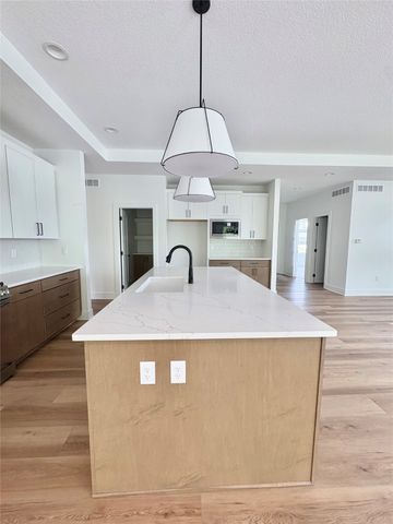 1355 NW Yorktown Drive, Waukee, IA 50263