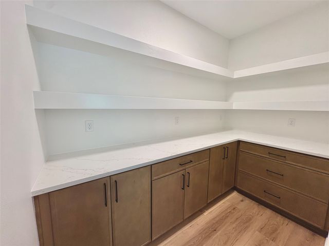 1355 NW Yorktown Drive, Waukee, IA 50263