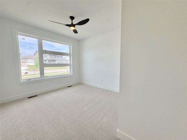 1355 NW Yorktown Drive, Waukee, IA 50263