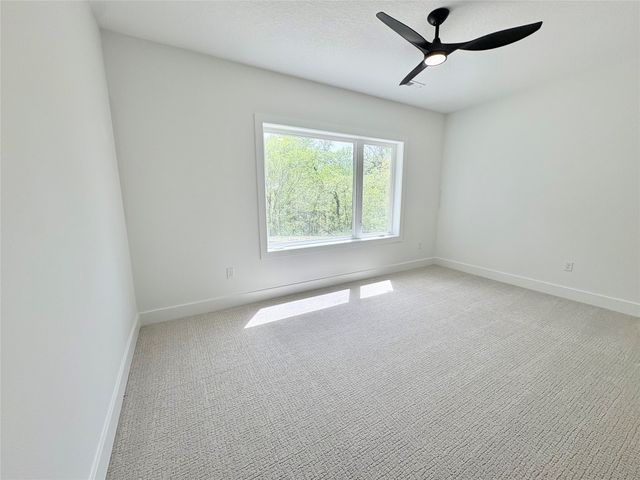 1355 NW Yorktown Drive, Waukee, IA 50263