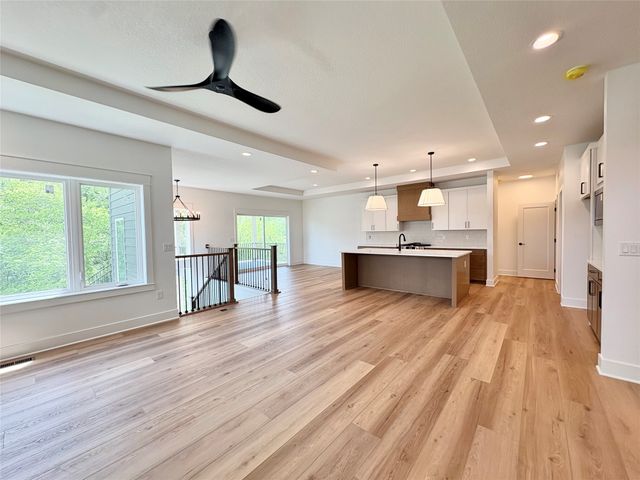 1355 NW Yorktown Drive, Waukee, IA 50263