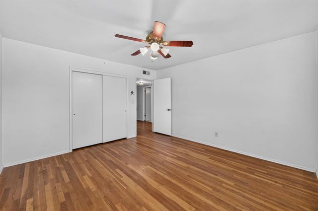 1630 W Robinwood Lane, Fresno, CA 93711