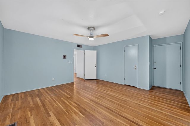 1630 W Robinwood Lane, Fresno, CA 93711