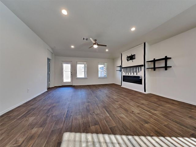 16034 Jordan Meadow Way, Hockley, TX 77447