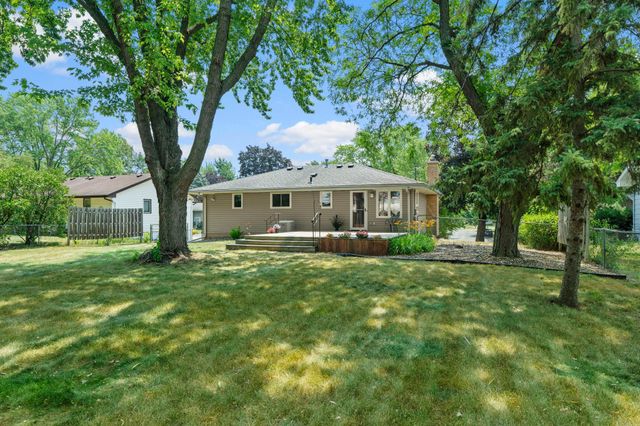 8372 50th Avenue N, New Hope, MN 55428