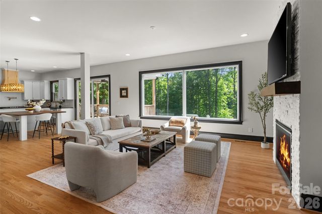 144 Walking Horse Trail, Davidson, NC 28036
