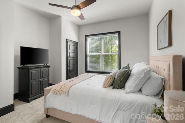 144 Walking Horse Trail, Davidson, NC 28036