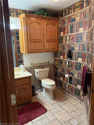 3809 Kings Court, Oklahoma City, OK 73121
