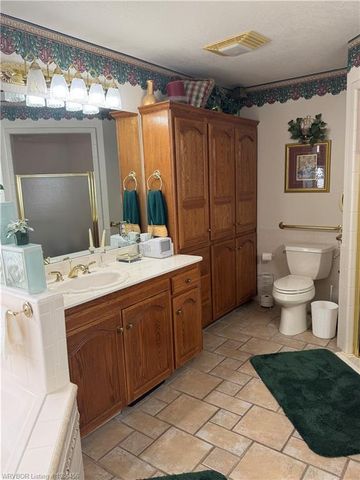 3809 Kings Court, Oklahoma City, OK 73121