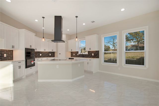 702 Linkcrest Drive, Duncanville, TX 75137