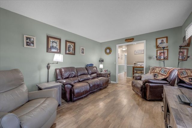 202 Mortons Lake Rd, Manchester, TN 37355