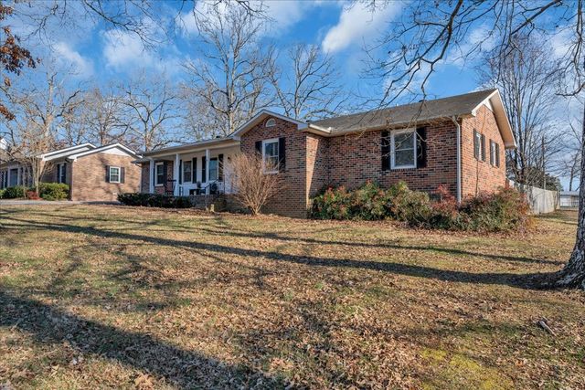 202 Mortons Lake Rd, Manchester, TN 37355