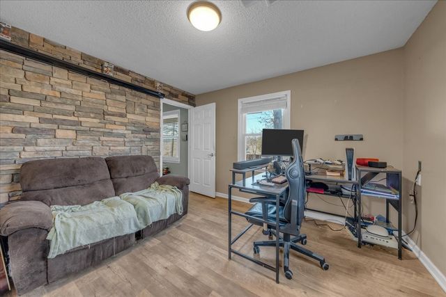 202 Mortons Lake Rd, Manchester, TN 37355