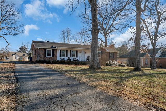 202 Mortons Lake Rd, Manchester, TN 37355