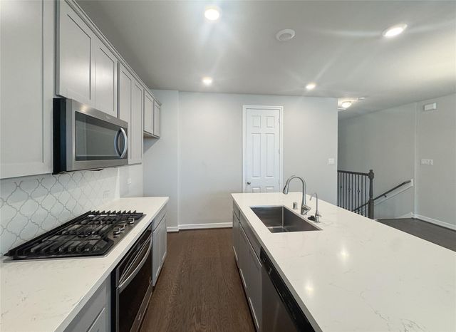 9503 Towne Lake Parkway, Cypress, TX 77433