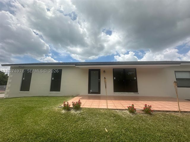 12205 SW 263rd Ter, Homestead, FL 33032