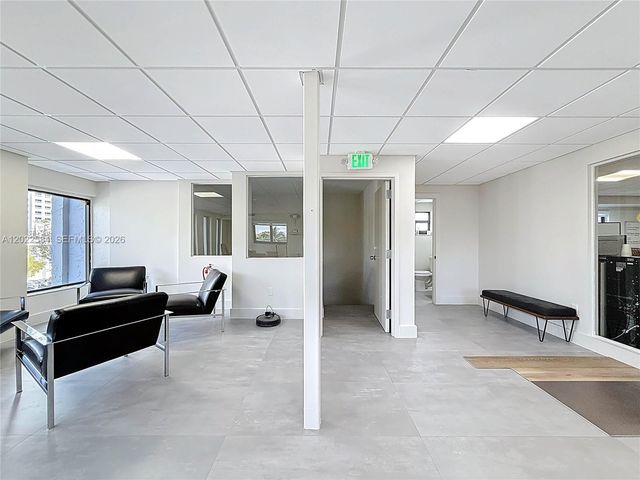 232 SW 8th St ENTIRE BUILDING, Miami, FL 33130