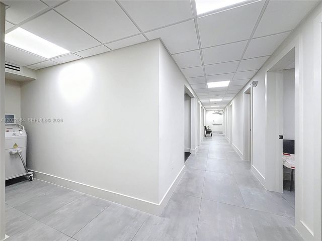 232 SW 8th St ENTIRE BUILDING, Miami, FL 33130