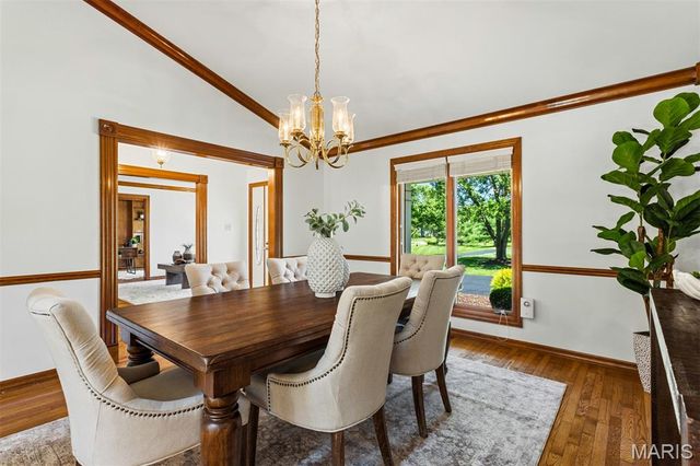 1289 Tammany Lane, St Louis, MO 63131