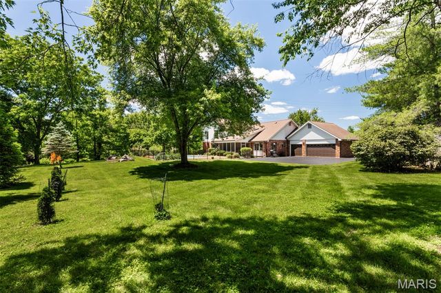 1289 Tammany Lane, St Louis, MO 63131