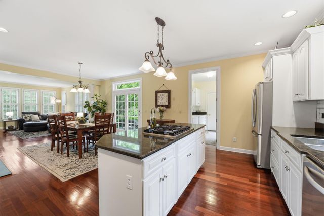 7760 Jordan Crossing, Reynoldsburg, OH 43068