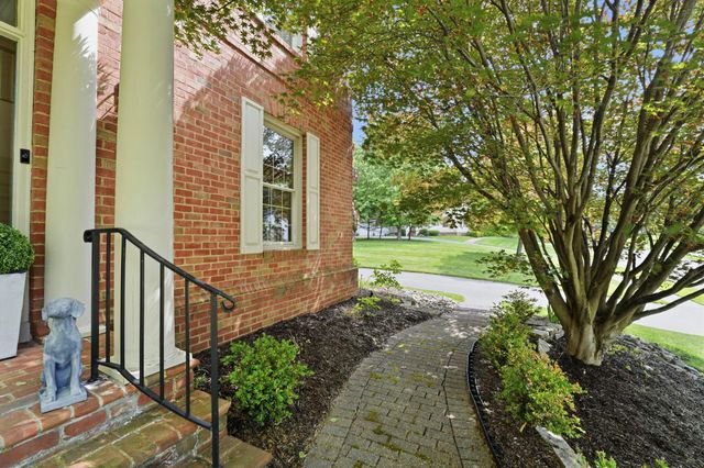 7760 Jordan Crossing, Reynoldsburg, OH 43068