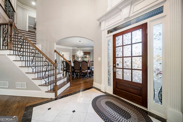 585 Settles Brook Court, Suwanee, GA 30024