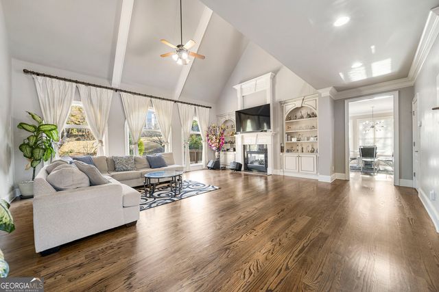 585 Settles Brook Court, Suwanee, GA 30024