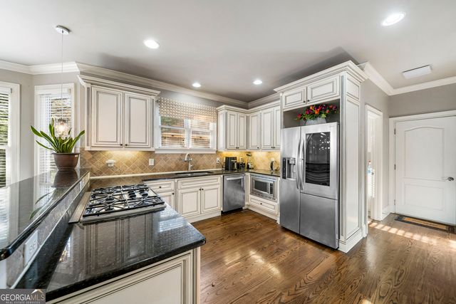 585 Settles Brook Court, Suwanee, GA 30024