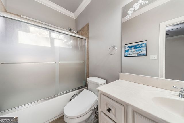 585 Settles Brook Court, Suwanee, GA 30024