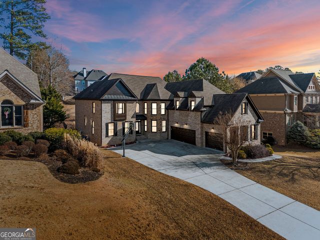 585 Settles Brook Court, Suwanee, GA 30024