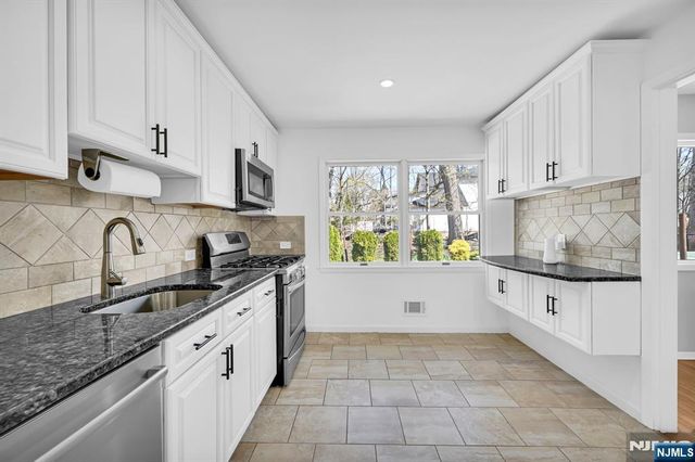 32 Golf View Drive, Dumont, NJ 07628