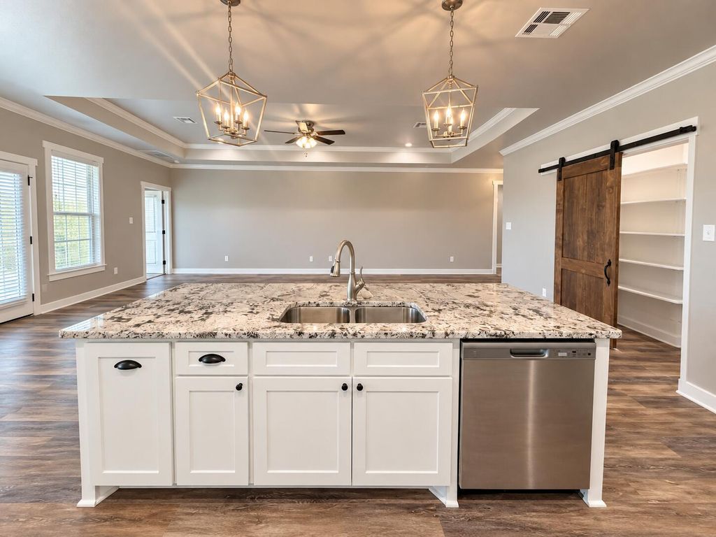 Image 9 of property listing at 3917 Ruth Lane, San Angelo, TX 76904