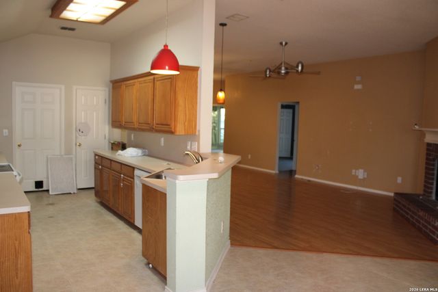 9718 EMERALD PLACE, San Antonio, TX 78245