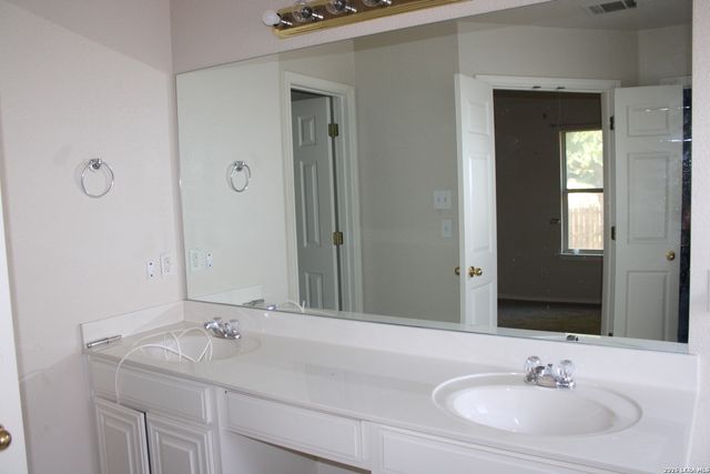 9718 EMERALD PLACE, San Antonio, TX 78245
