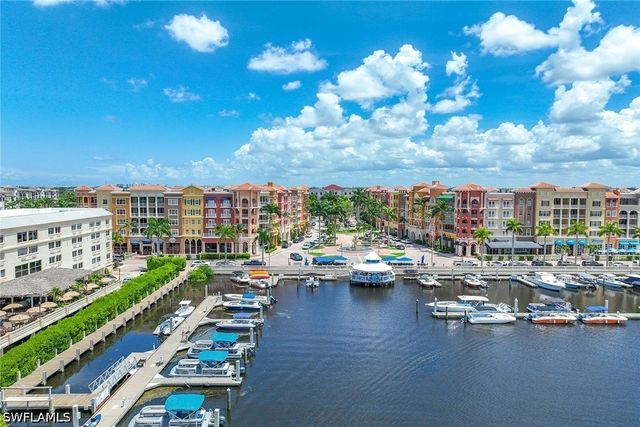 547 101st AVE N, Naples, FL 34108