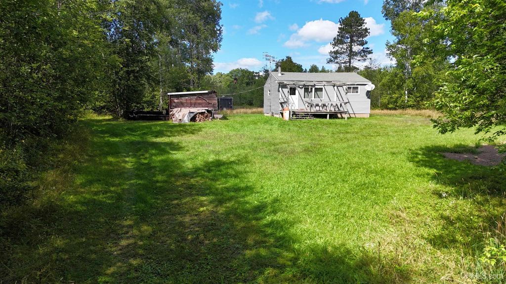 650 Stager Lake Road, Crystal Falls, MI 49920