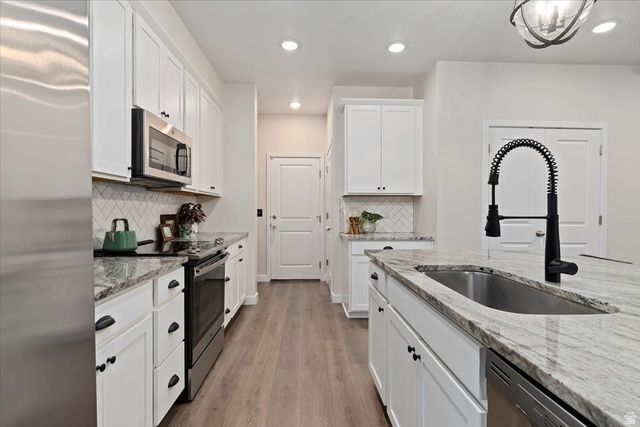 13952 S ROCKWELL VIEW LN, Draper, UT 84020