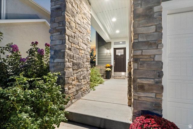 13952 S ROCKWELL VIEW LN, Draper, UT 84020